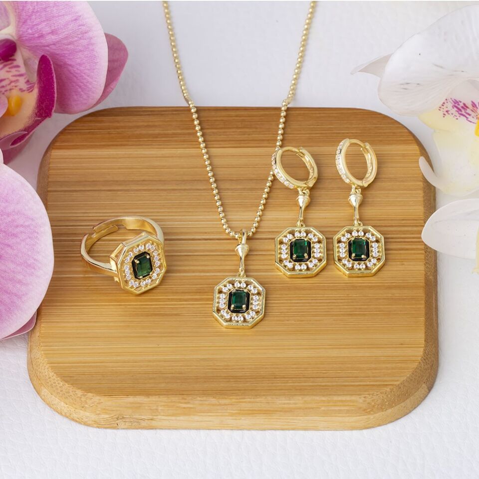 Yeşil Zirkon Taşlı Gold Rengi 925 Ayar Gümüş Kadın 3'lü Set