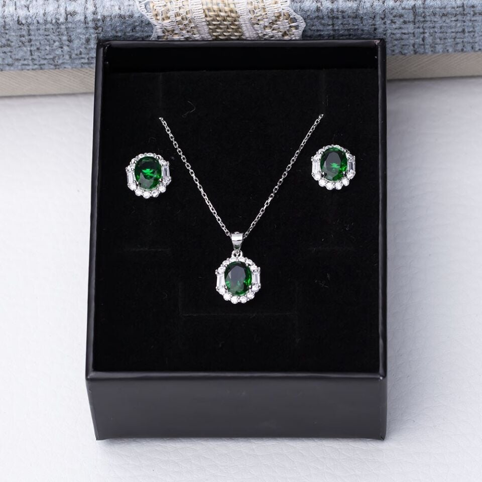 5-8 mm Yeşil Oval Zirkon Taşlı 925 Ayar Gümüş Kadın 2'li Set