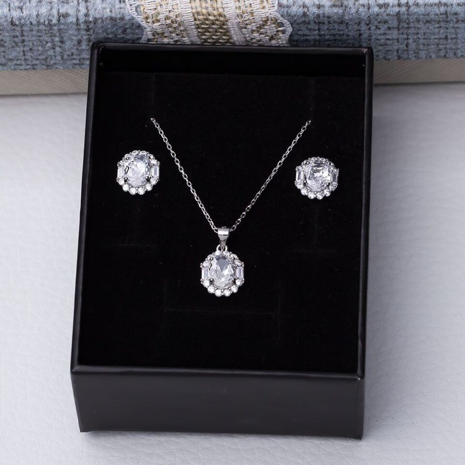 5-8 mm Oval Zirkon Taşlı 925 Ayar Gümüş Kadın 2'li Set