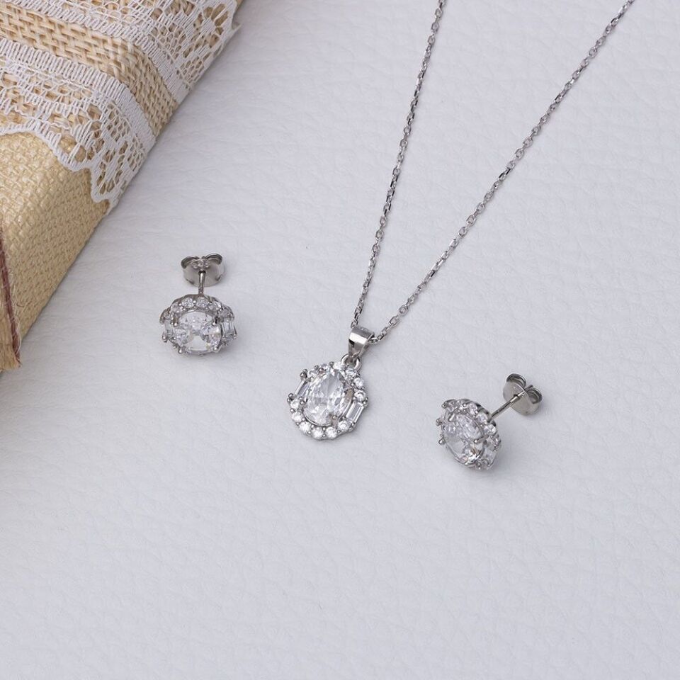 5-8 mm Oval Zirkon Taşlı 925 Ayar Gümüş Kadın 2'li Set