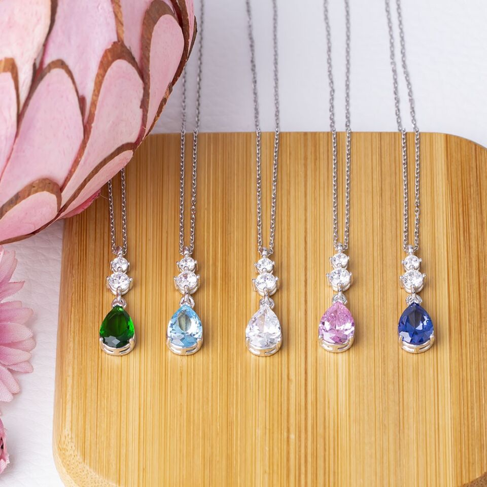 Yeşil Damla Model Zirkon Taşlı 925 Ayar Gümüş Kadın Kolye