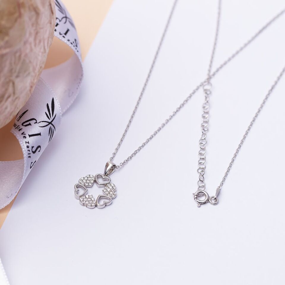 Kalpli Halka Zirkon Taşlı  Model 925 Ayar Gümüş Kadın Kolye