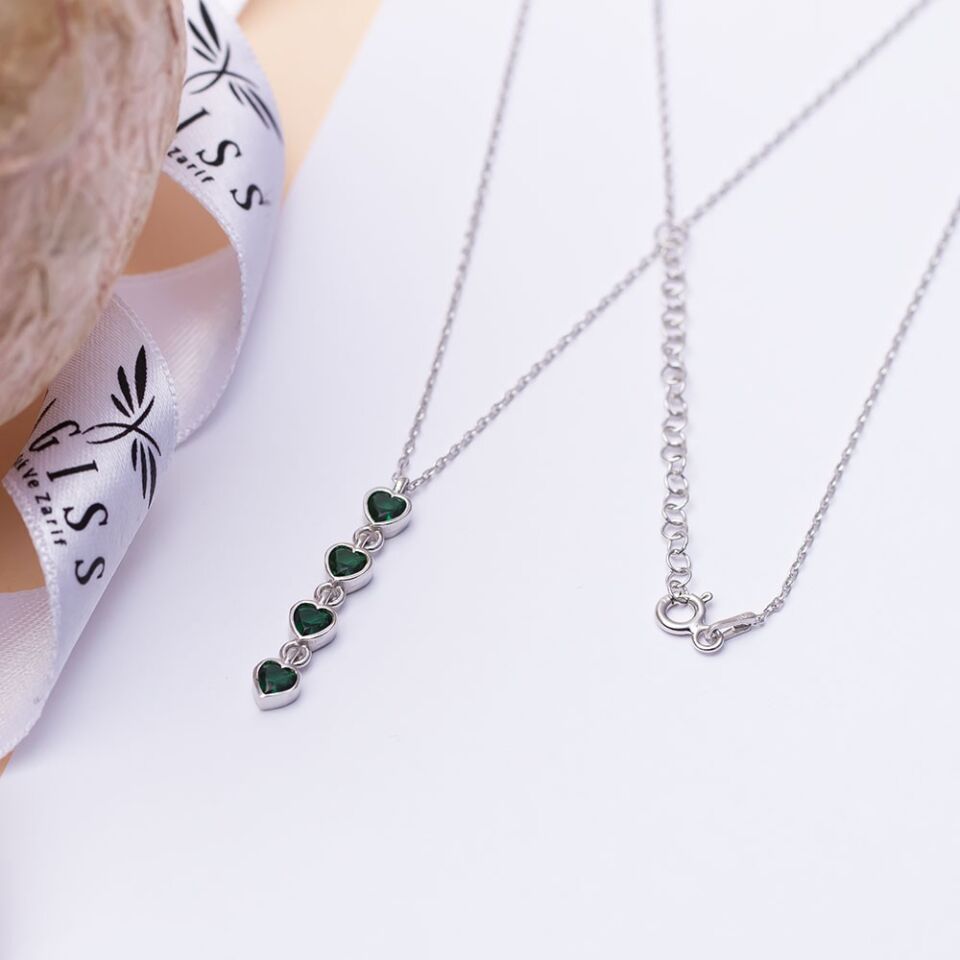 Yeşil Zirkon Taşlı 4'lü Kalp Model 925 Ayar Gümüş Kadın Kolye