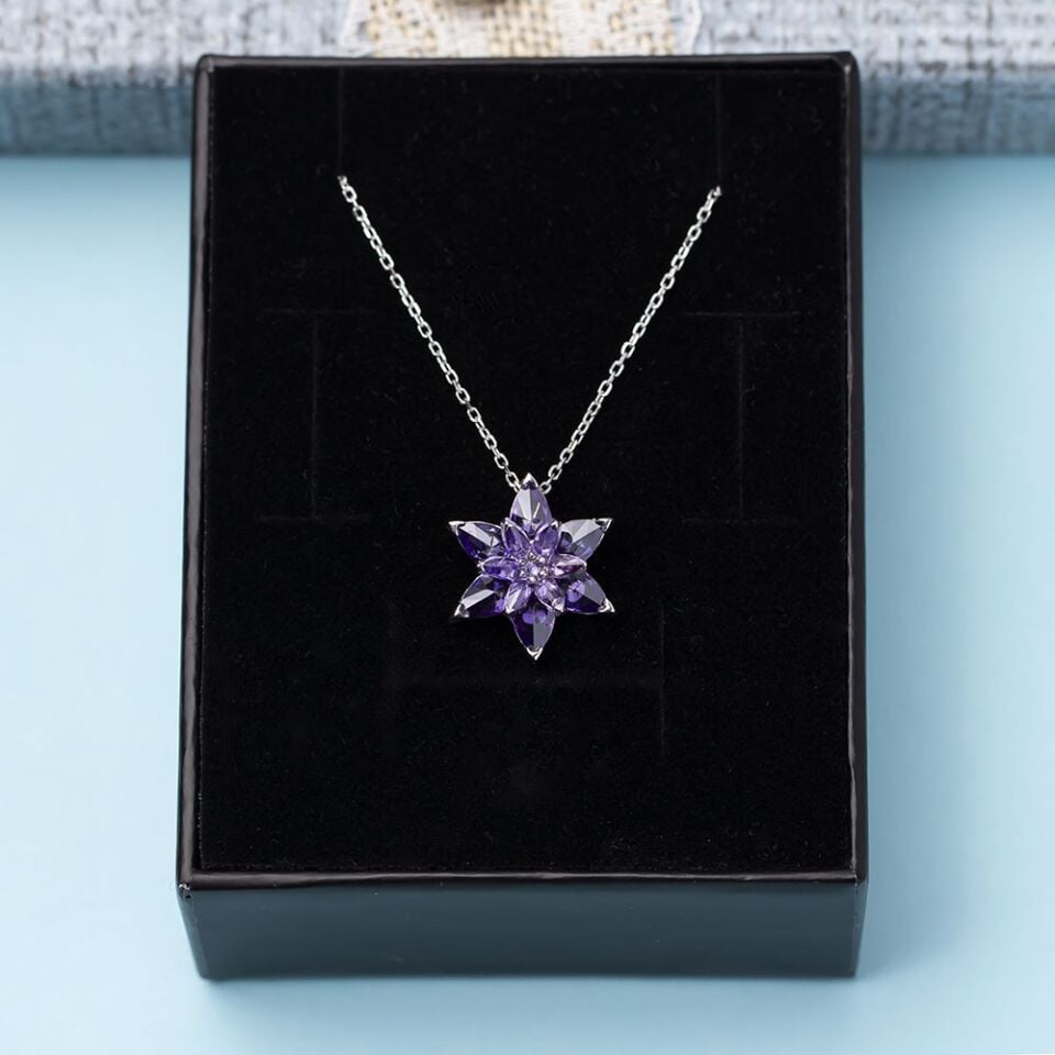 Lotus Çiçeği Mor Zirkon Taşlı 925 Ayar Gümüş Kadın Kolye
