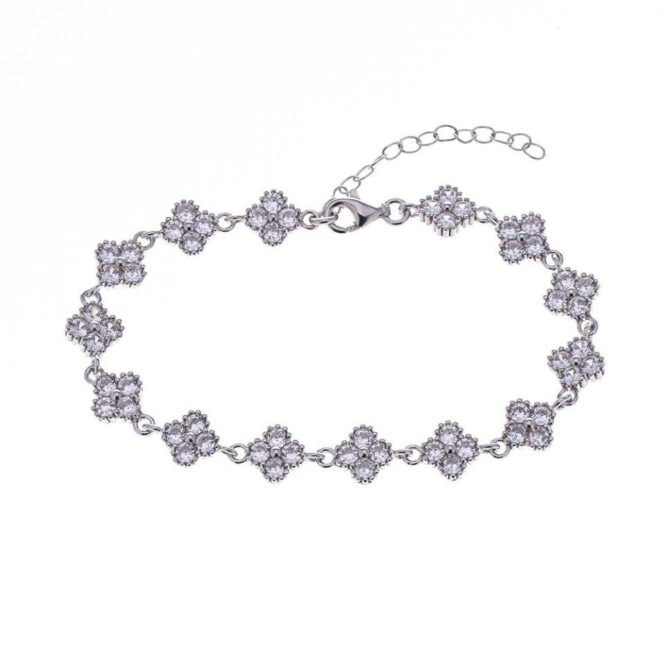 Yonca Model Şeffaf Zirkon Taşlı 925 Ayar Gümüş Kadın Bileklik
