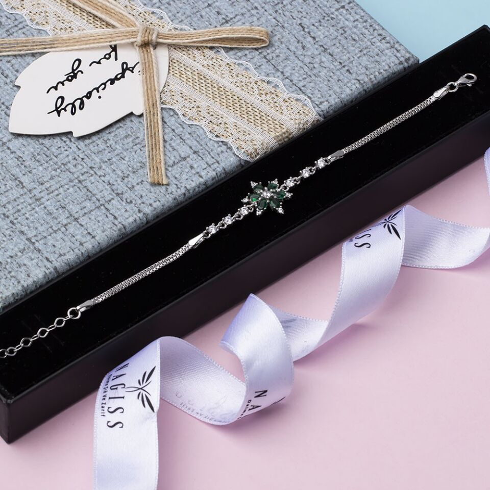 Lotus Model Yeşil Zirkon Taşlı 925 Ayar Gümüş Kadın Bileklik