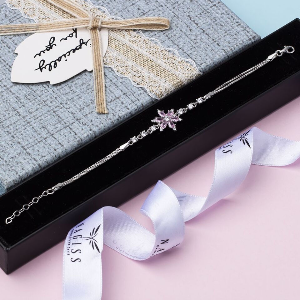 Lotus Model Pembe Zirkon Taşlı 925 Ayar Gümüş Kadın Bileklik