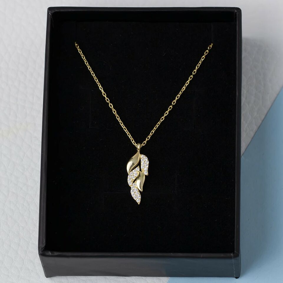 Yaprak Model Zirkon Taşlı 925 Ayar Gümüş Gold Rengi Kadın Kolye