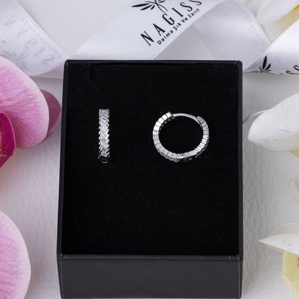 20 mm Çapraz Baget Zirkon Taşlı 925 Gümüş Kadın Halka Küpe